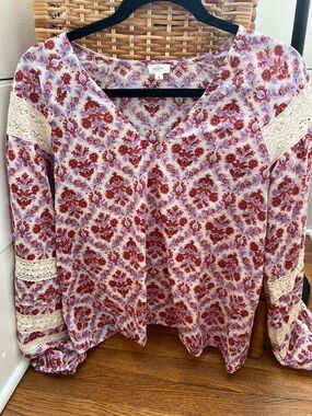 Anthropologie Floral Lace-Inset V-Neck Blouse - size Small - perfect condition